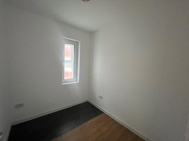 Flat Pembroke Avenue in Portslade by Sea