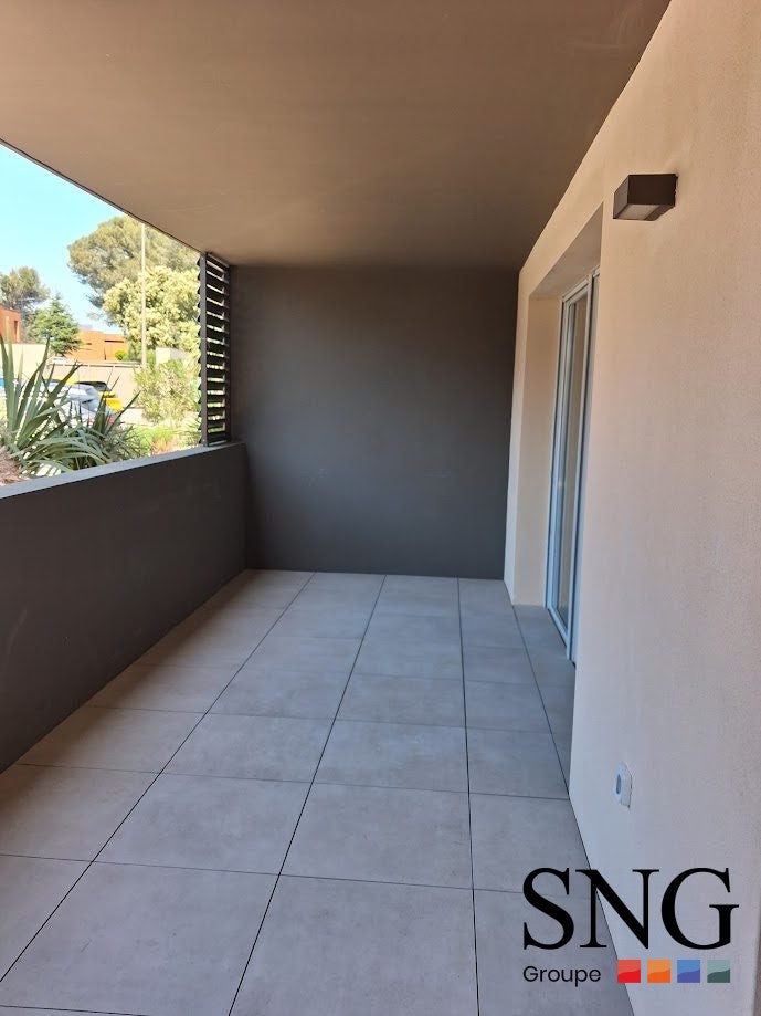 Appartement Avenue Monseigneur Robert Dalverny à Nîmes