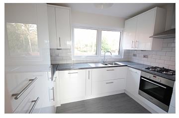 Flat Hillcroft Crescent in Greater London