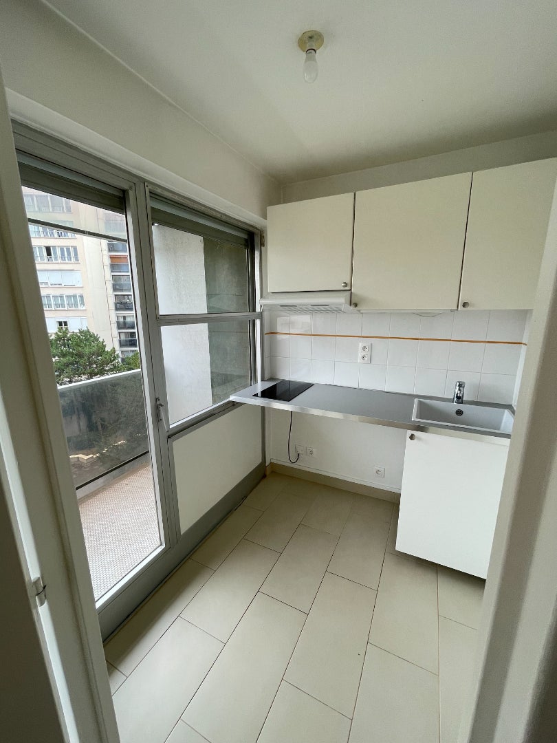 Appartement Rue Saint-Charles à Paris