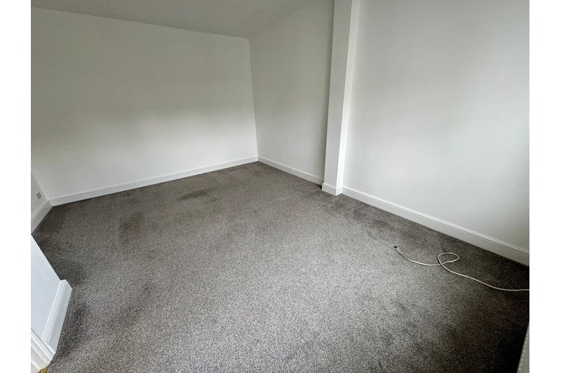 Flat The Ridgeway in Southend-on-Sea