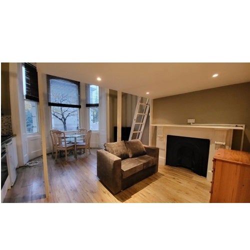 Flat Colville Terrace in Greater London