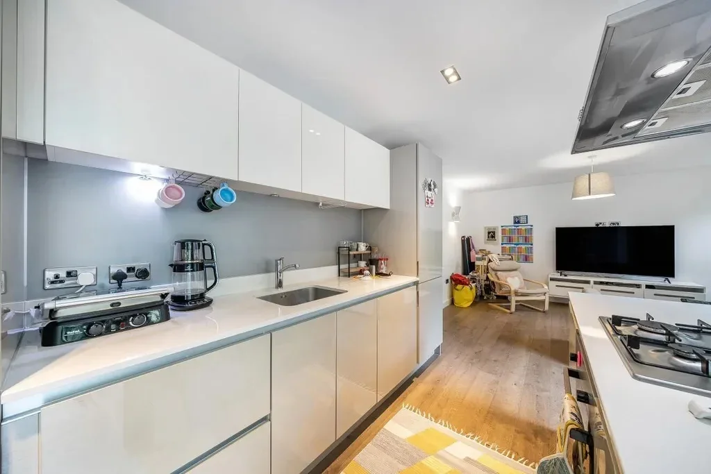 Room Napoleon Lane in Greater London