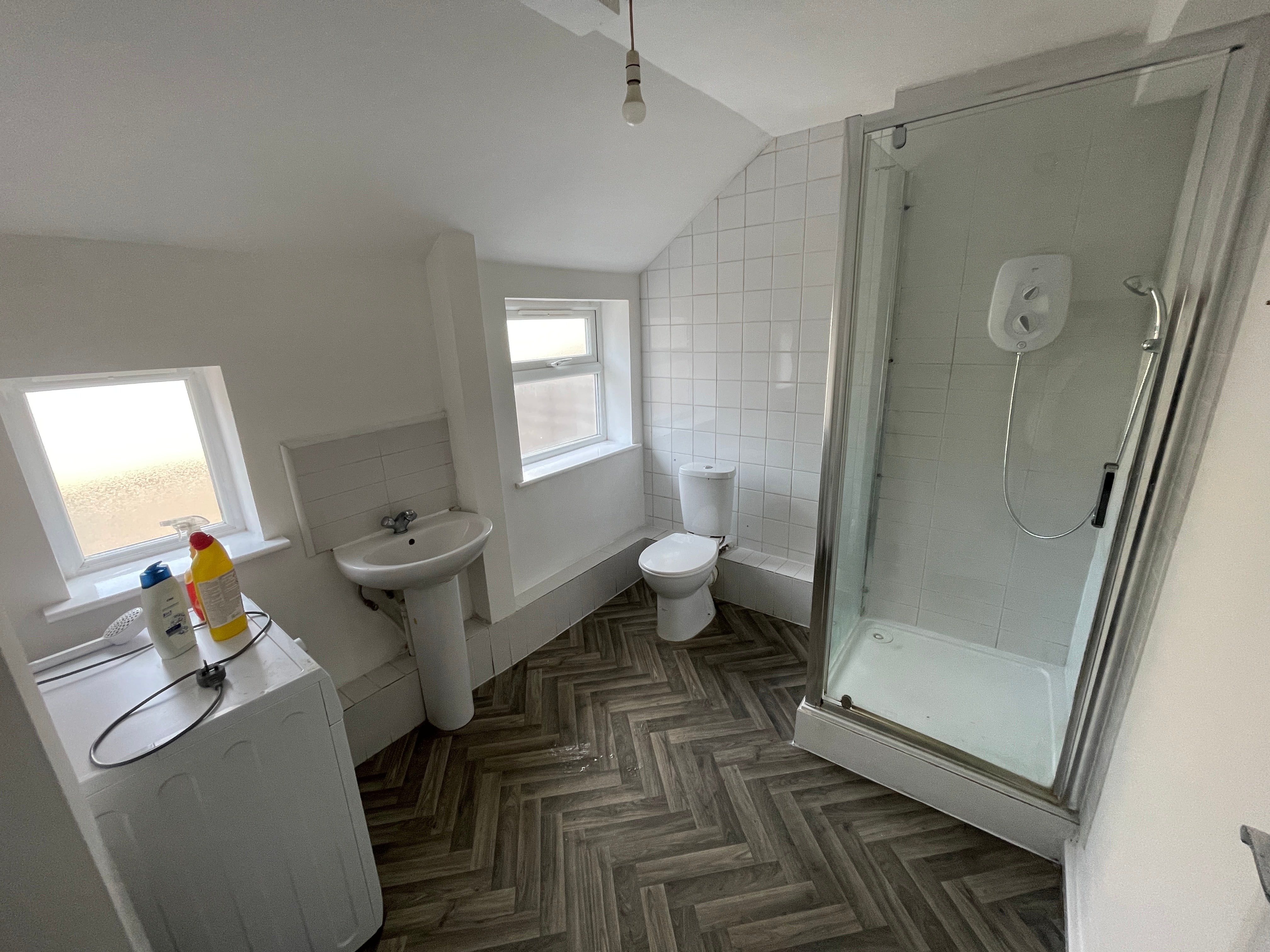 Flat Ashburnham Road in Luton