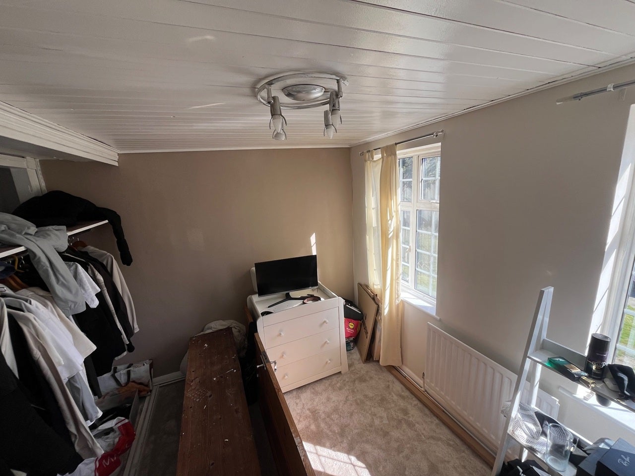 Room Botwell Crescent in Greater London