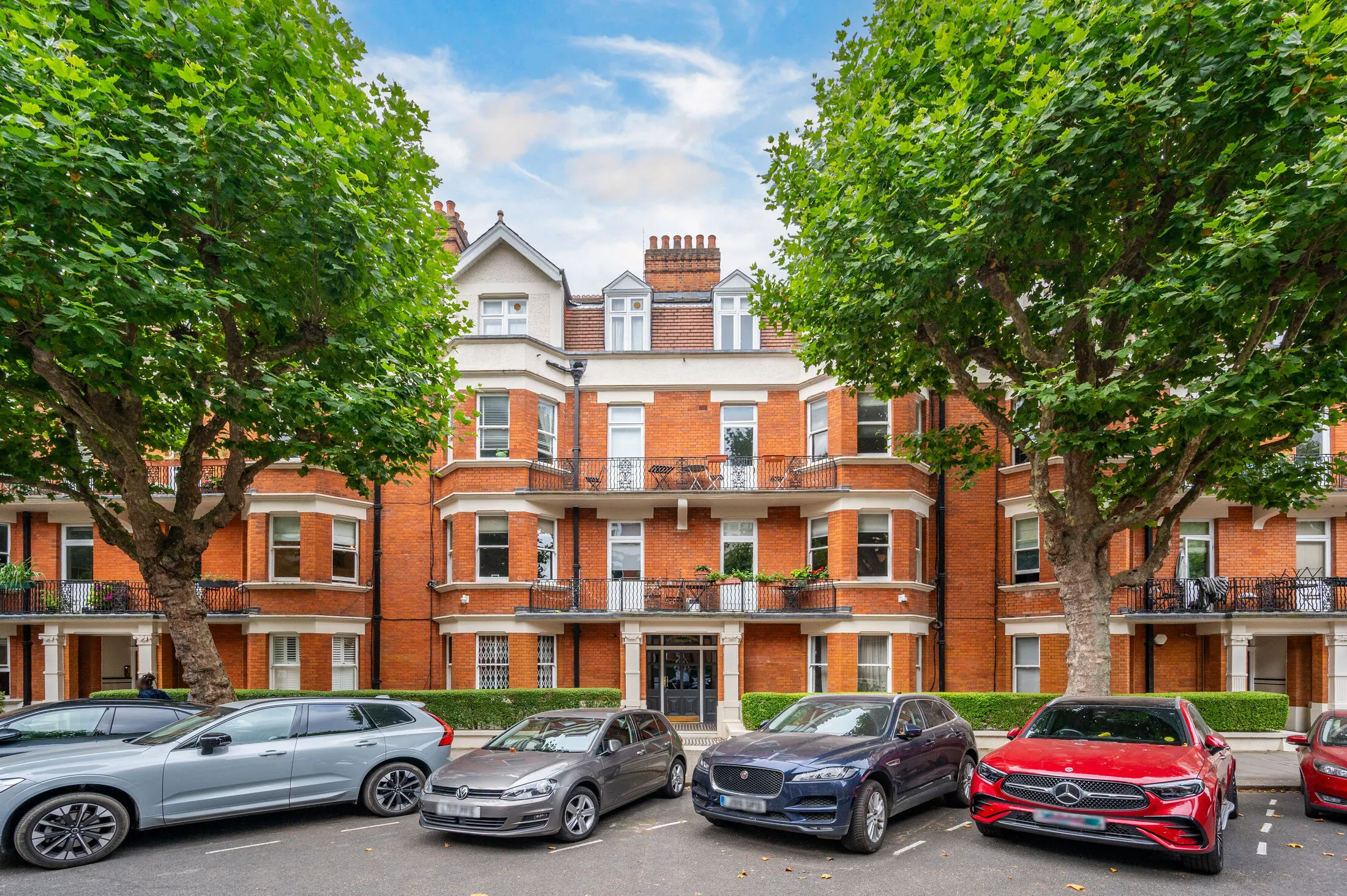 Flat Castellain Road in City of Westminster