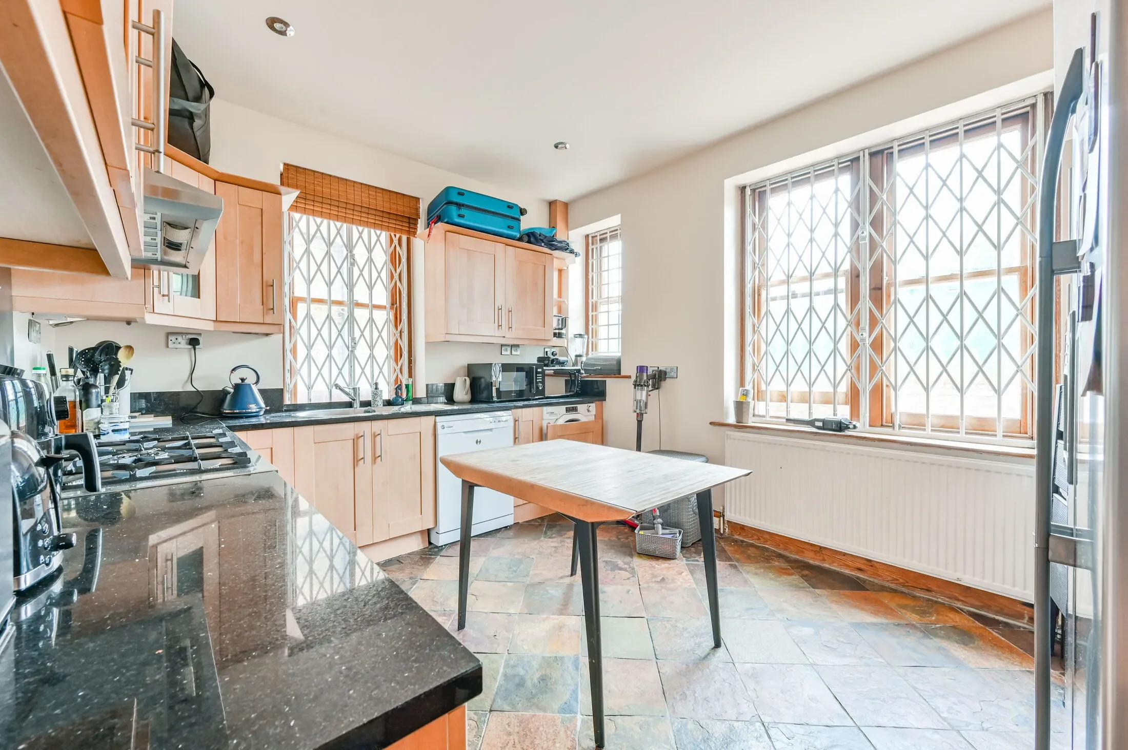 Flat Castellain Road in City of Westminster