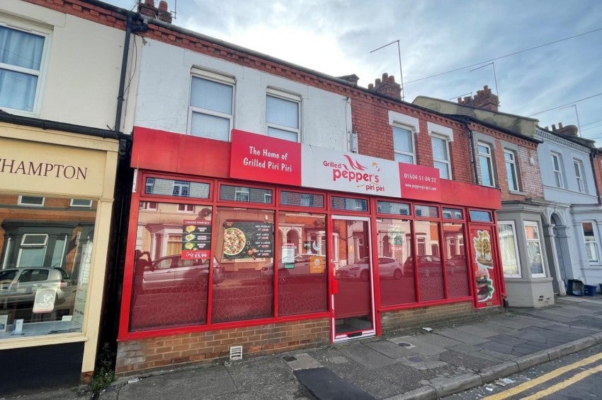 Flat Abington Avenue in Northampton