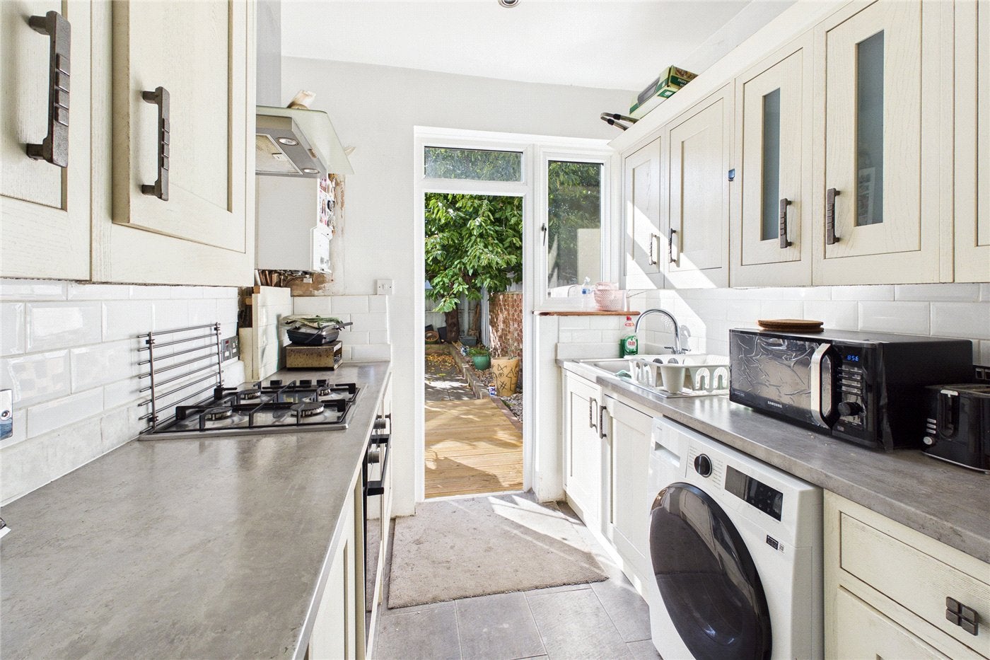 House Abercairn Road in Greater London