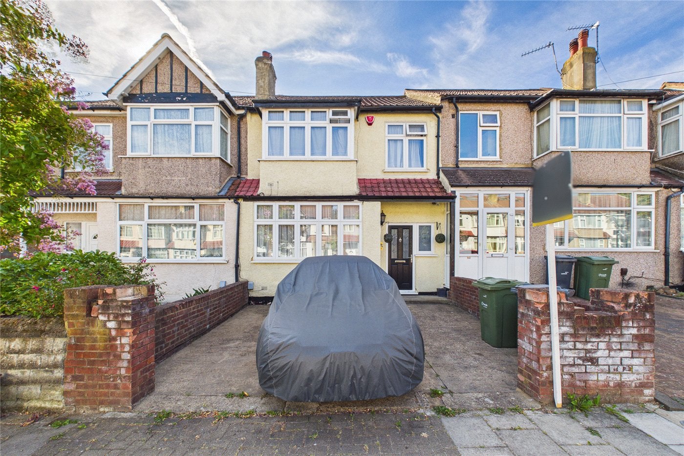 House Abercairn Road in Greater London