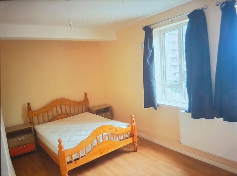 Room Peckham High Street in Greater London