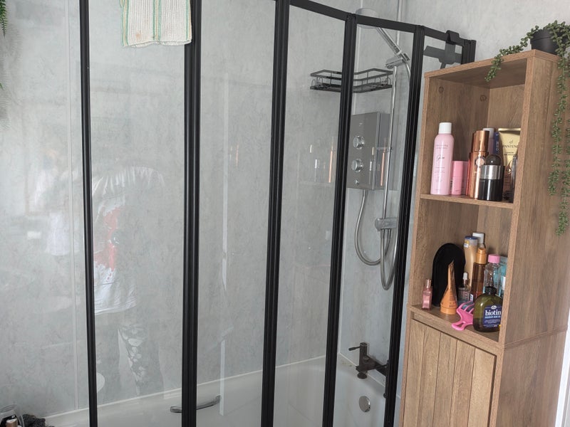 Room Jordan Walk in Bradley Stoke