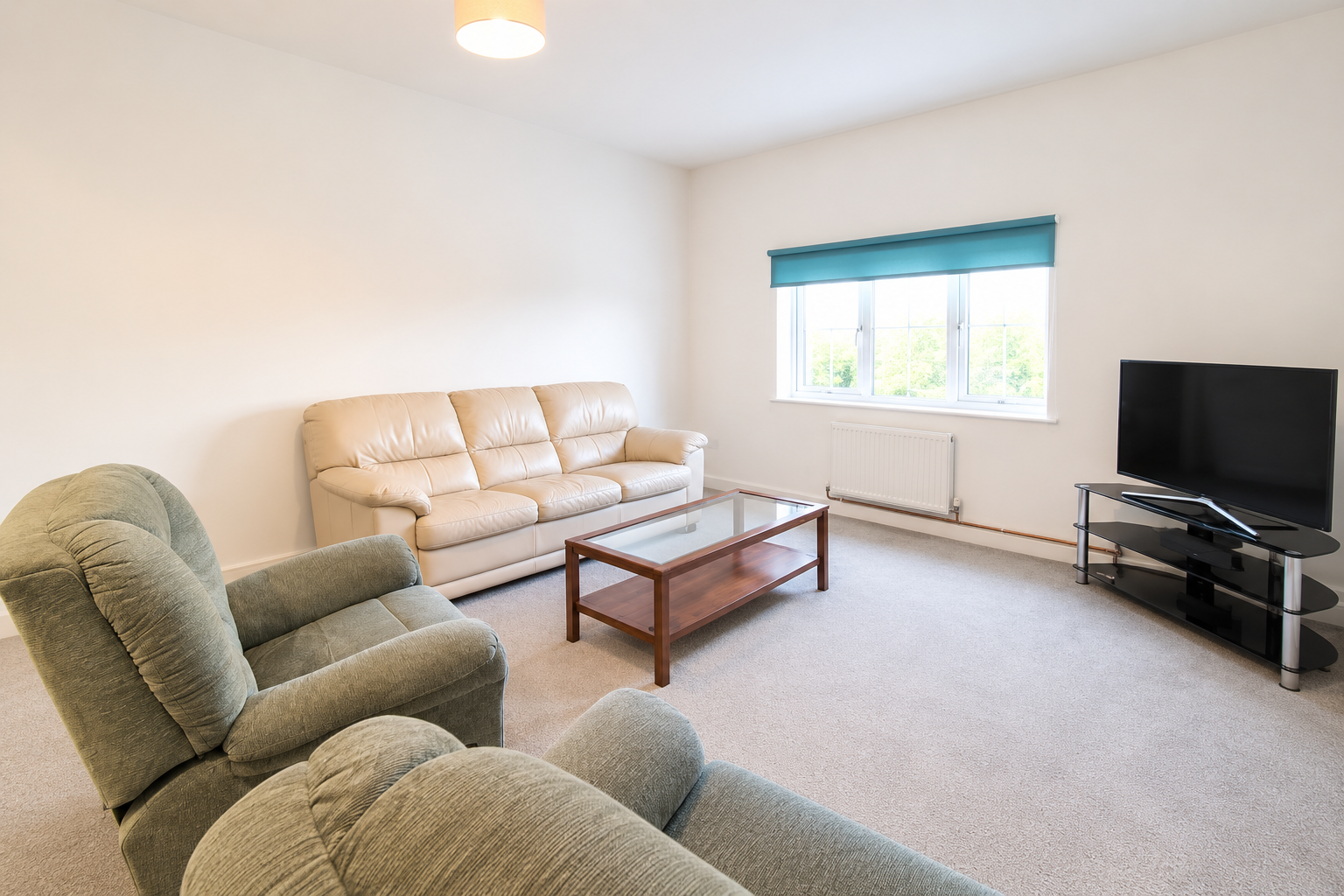 Flat Curzon Road in Waterlooville