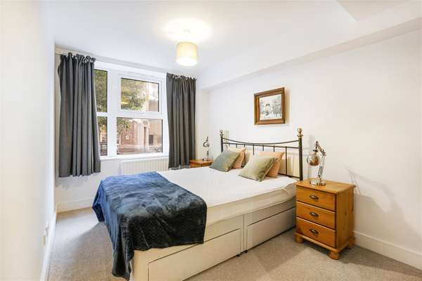 Flat Vincent Square in City of Westminster