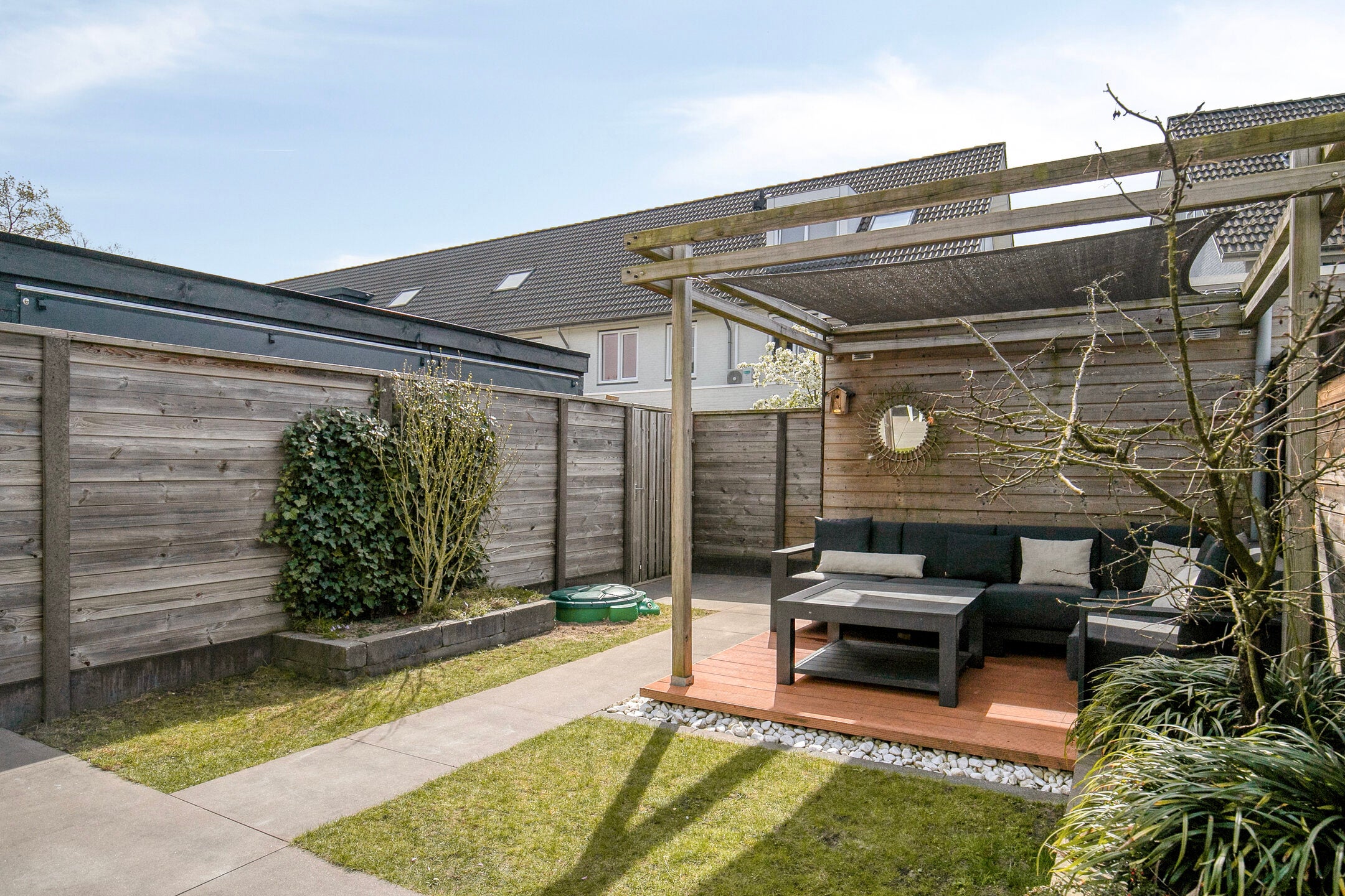 Tussenwoning te koop: Esterelstraat 10, Tilburg