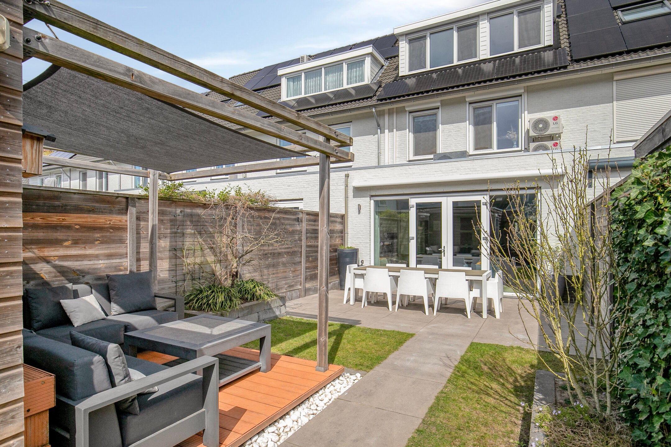 Tussenwoning te koop: Esterelstraat 10, Tilburg