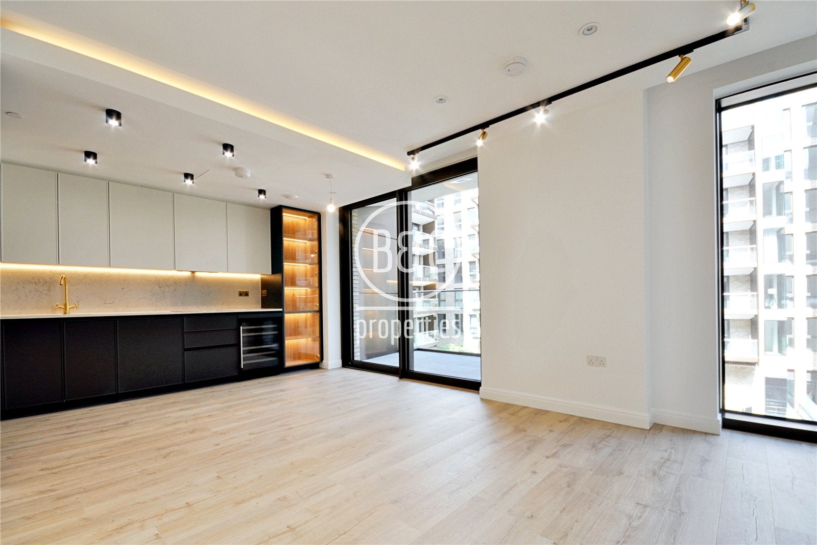 Flat Dingley Road in Greater London