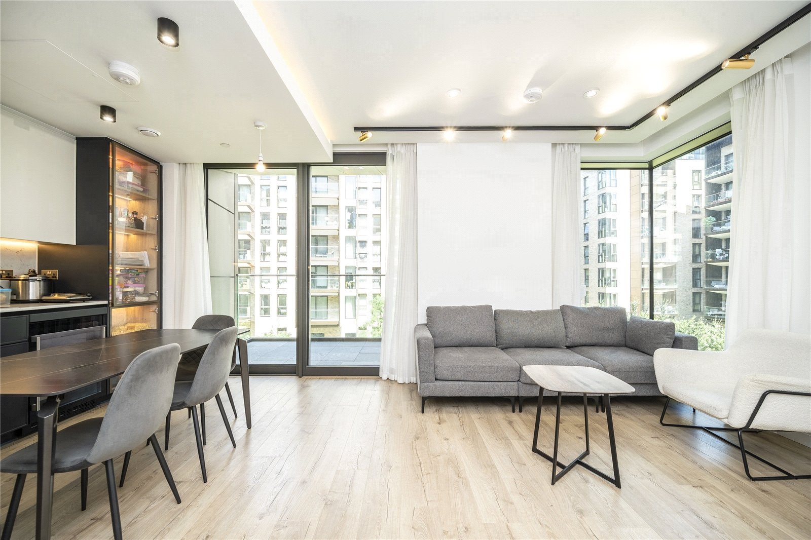 Flat Dingley Road in Greater London