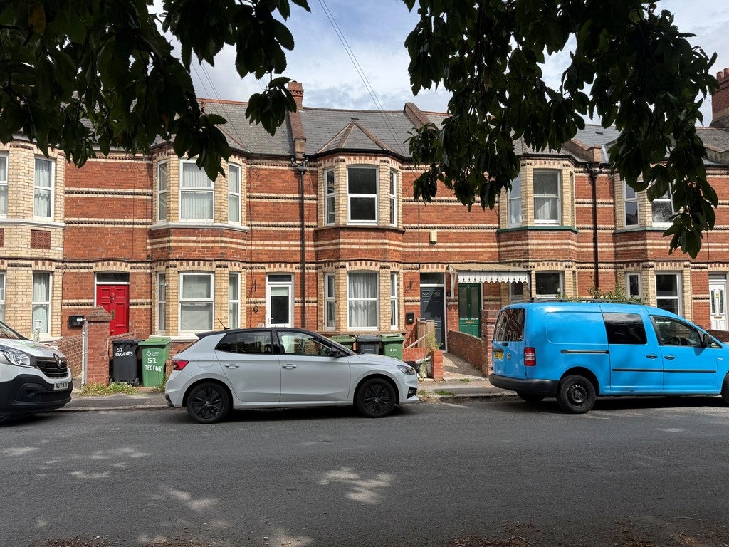 House Mont Le Grand in Exeter