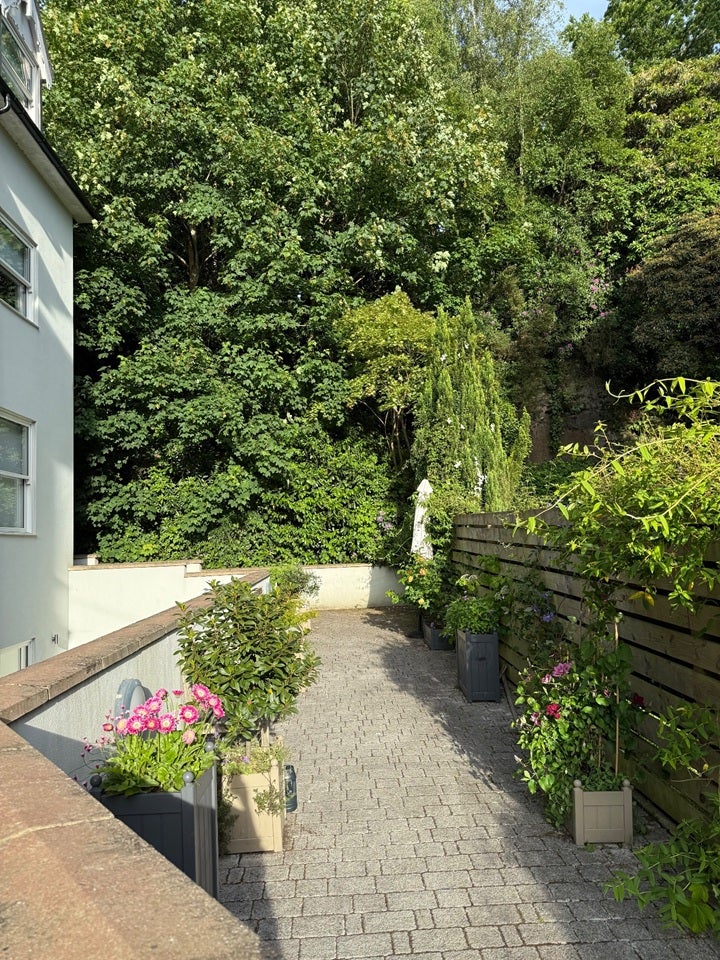Flat Sandrock Road in Tunbridge Wells