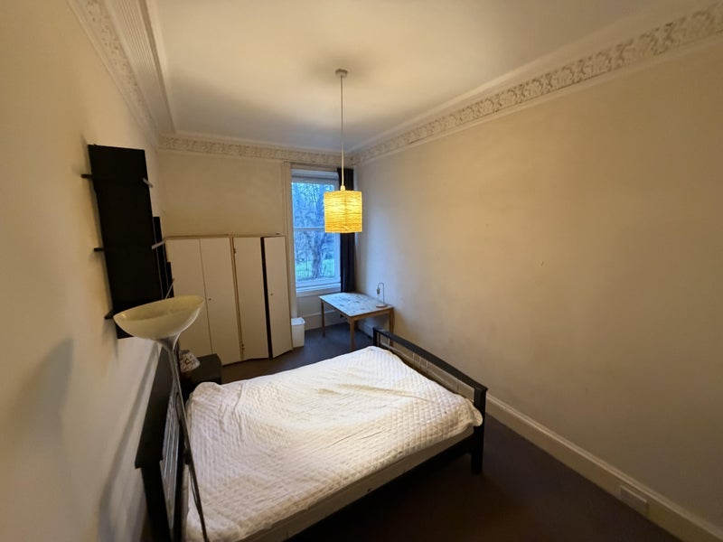 Room Morningside Road in City of Edinburgh