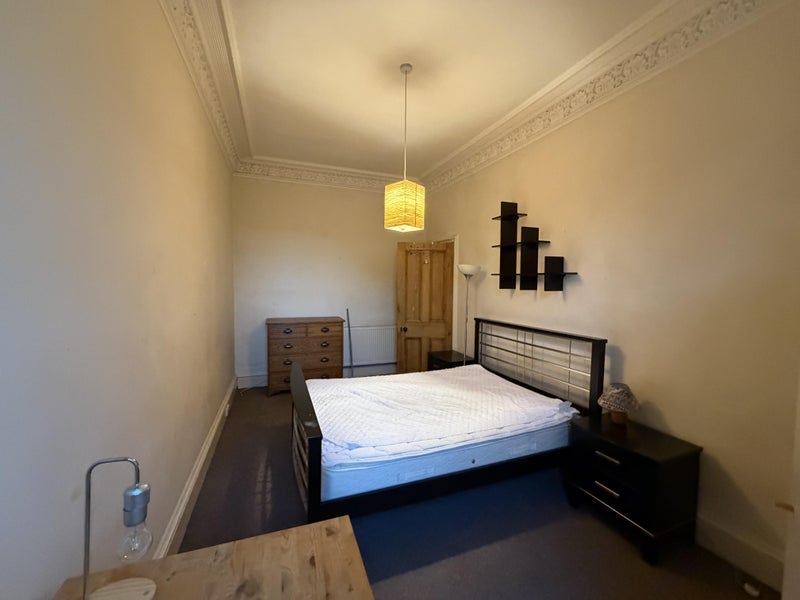 Room Morningside Road in City of Edinburgh