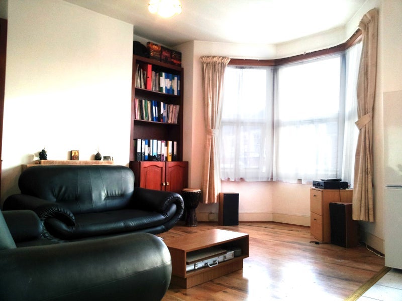 Room Beresford Road in Greater London