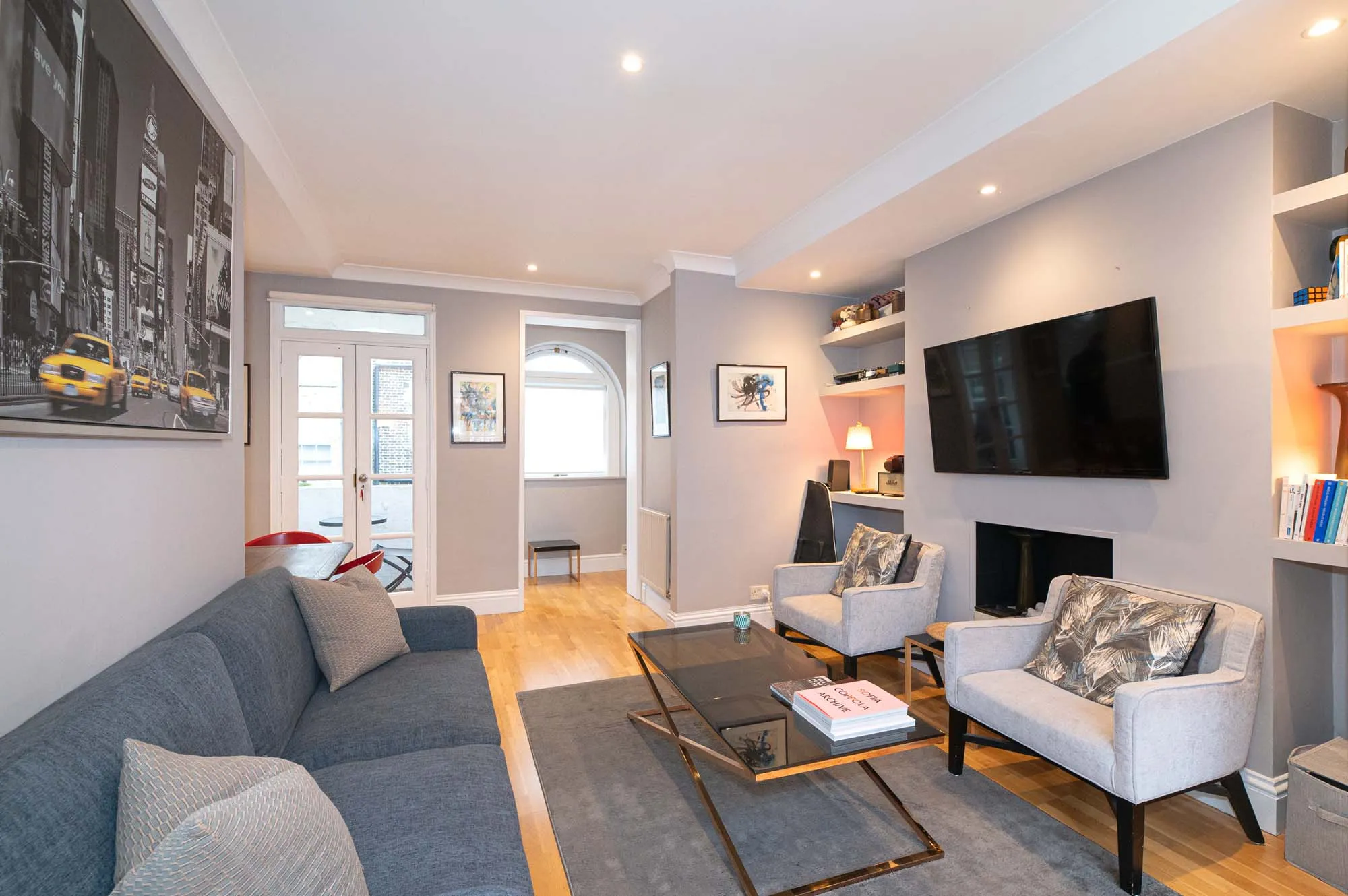 Flat Rosemoor Street in Greater London