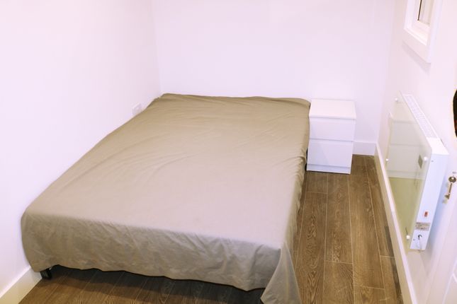 House Goldhawk Road in Greater London