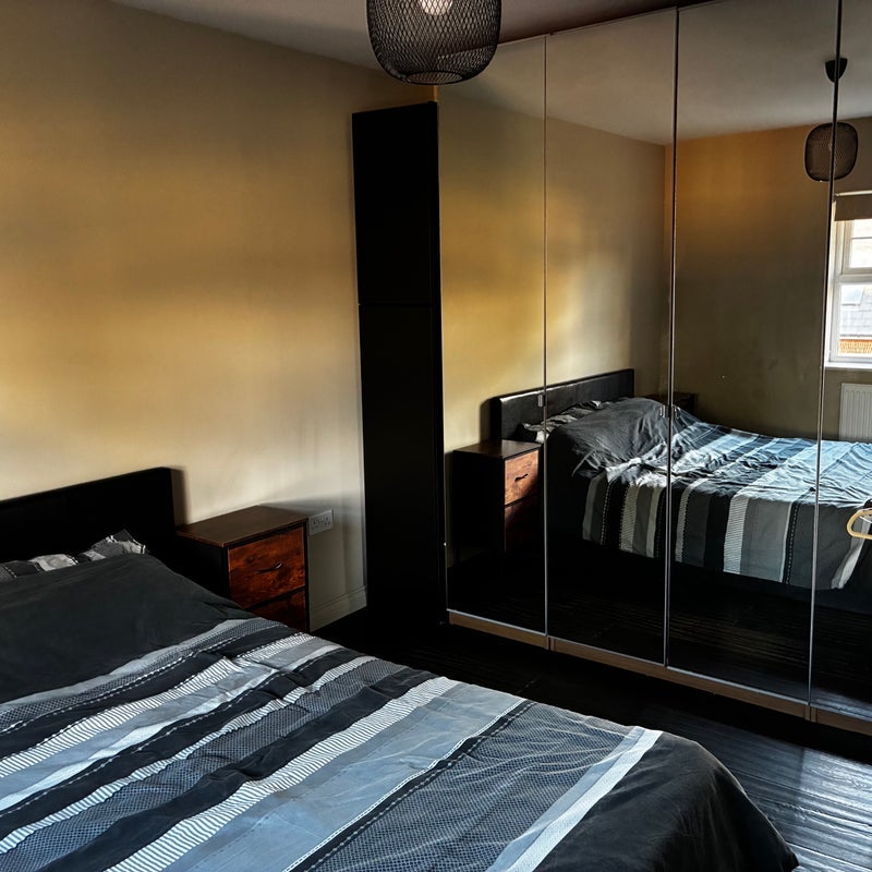 Room Widmore Road in Greater London