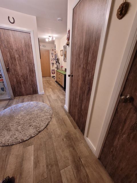 Flat Rotherhithe Street in Greater London