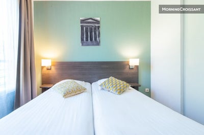 Chambre Allée Boissy d'Anglas à Nîmes