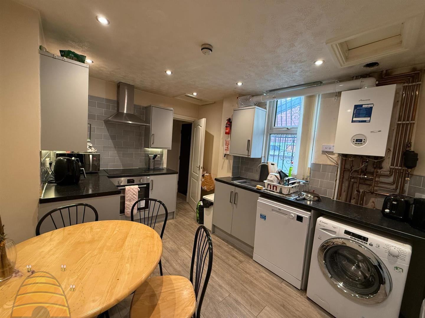 Room Carill Drive in Manchester