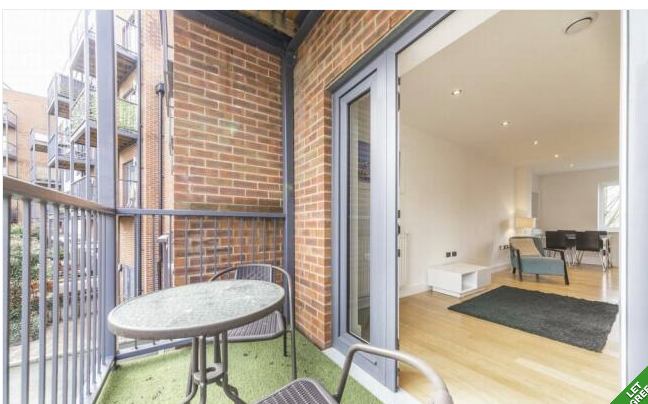Room Fairthorn Road in Greater London