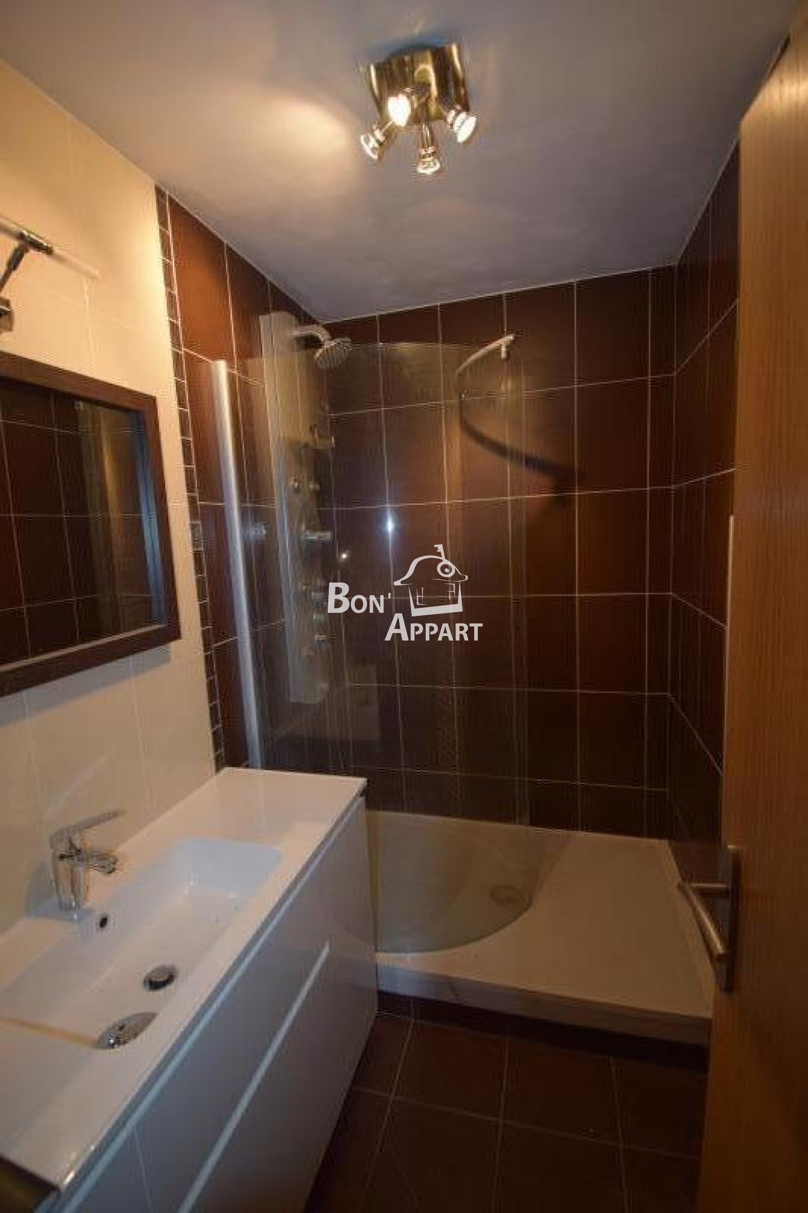 Flat M 7 in Saint-Privat-la-Montagne