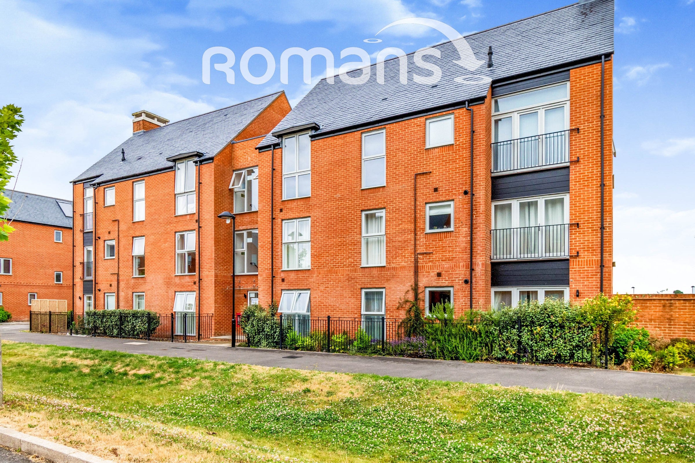 Flat Bright Road in Headbourne Worthy