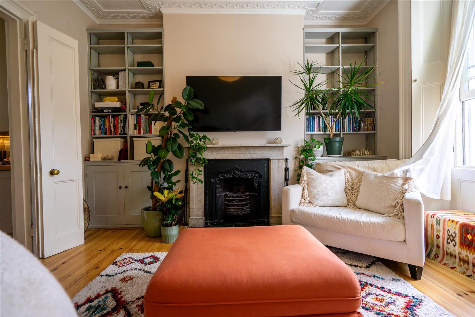 Flat Albert Street in London
