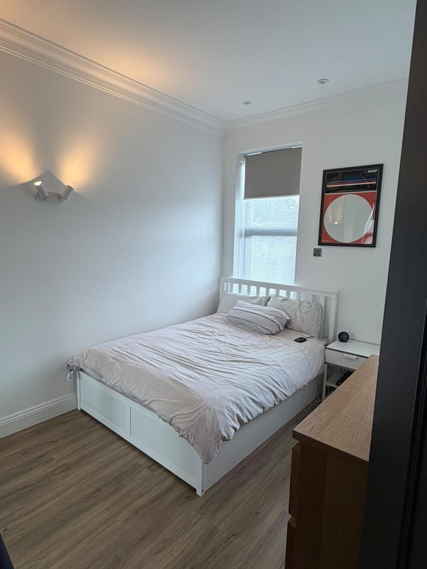 Room Bethnal Green Road in Greater London