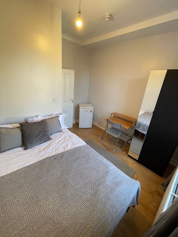 Room Dalston Lane in Greater London