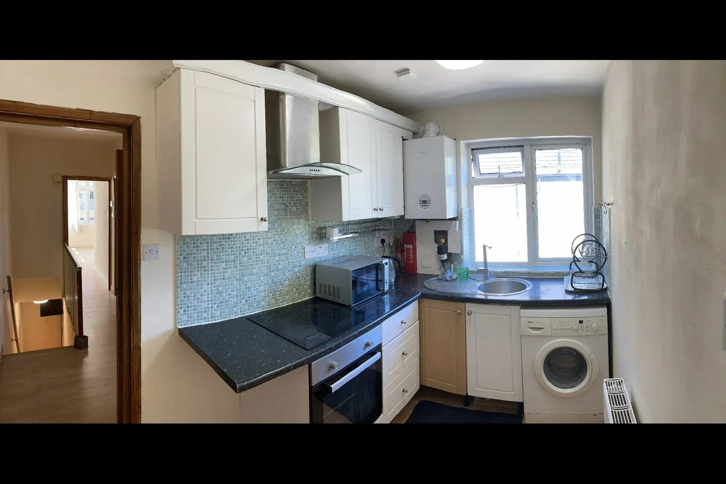 Flat Clifton Avenue in Greater London