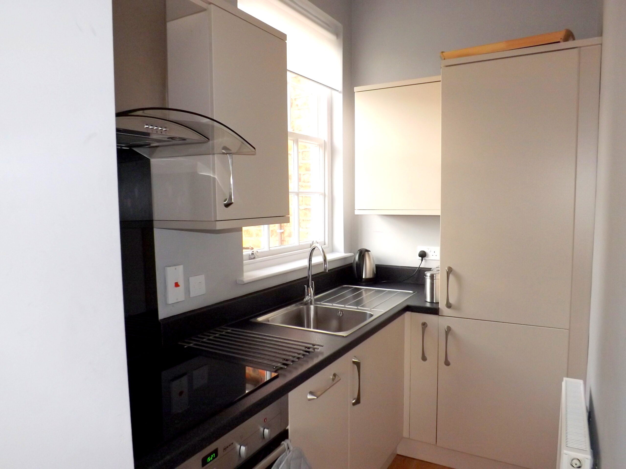 Flat Lansdown Place in Cheltenham