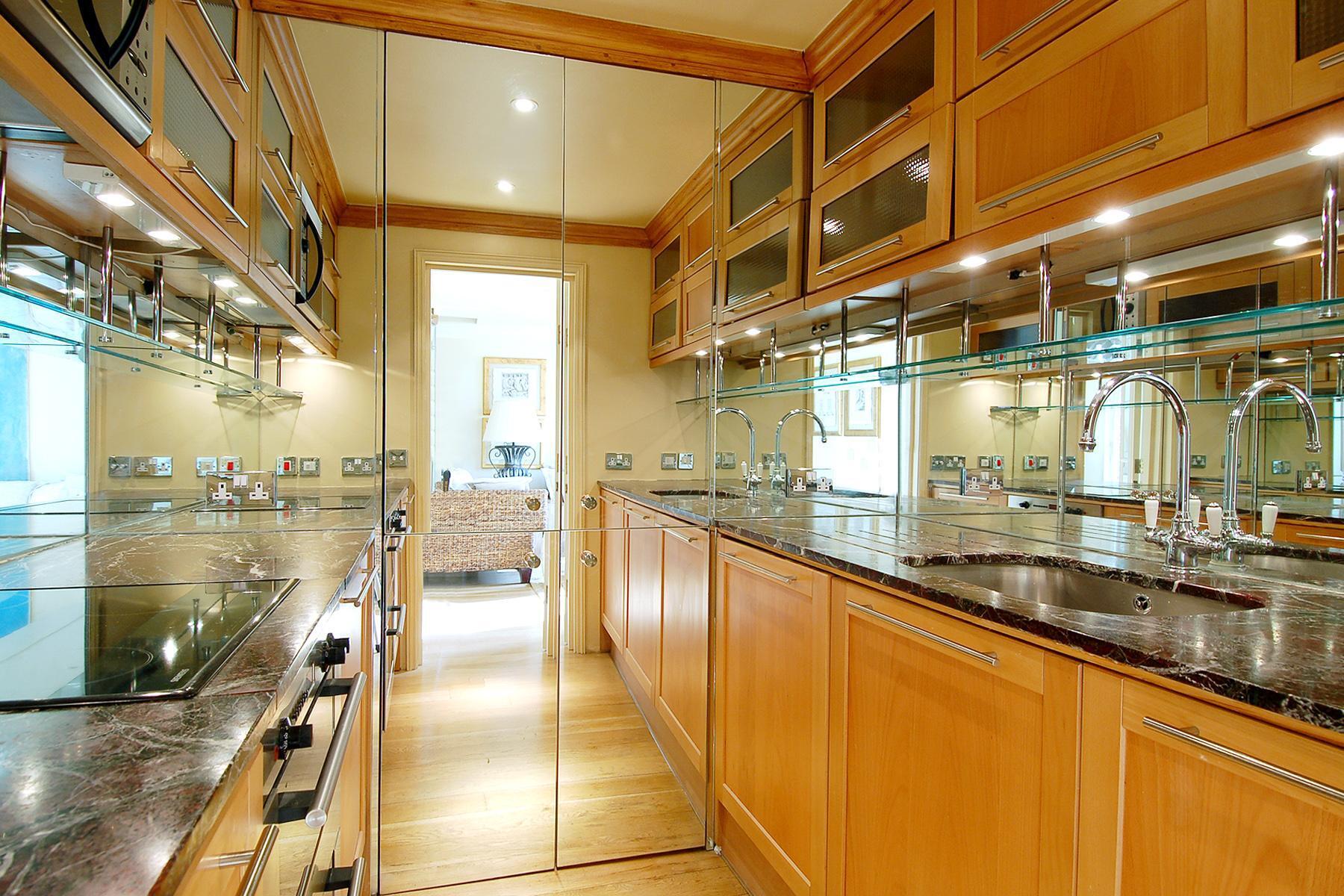 Flat Porchester Square in City of Westminster