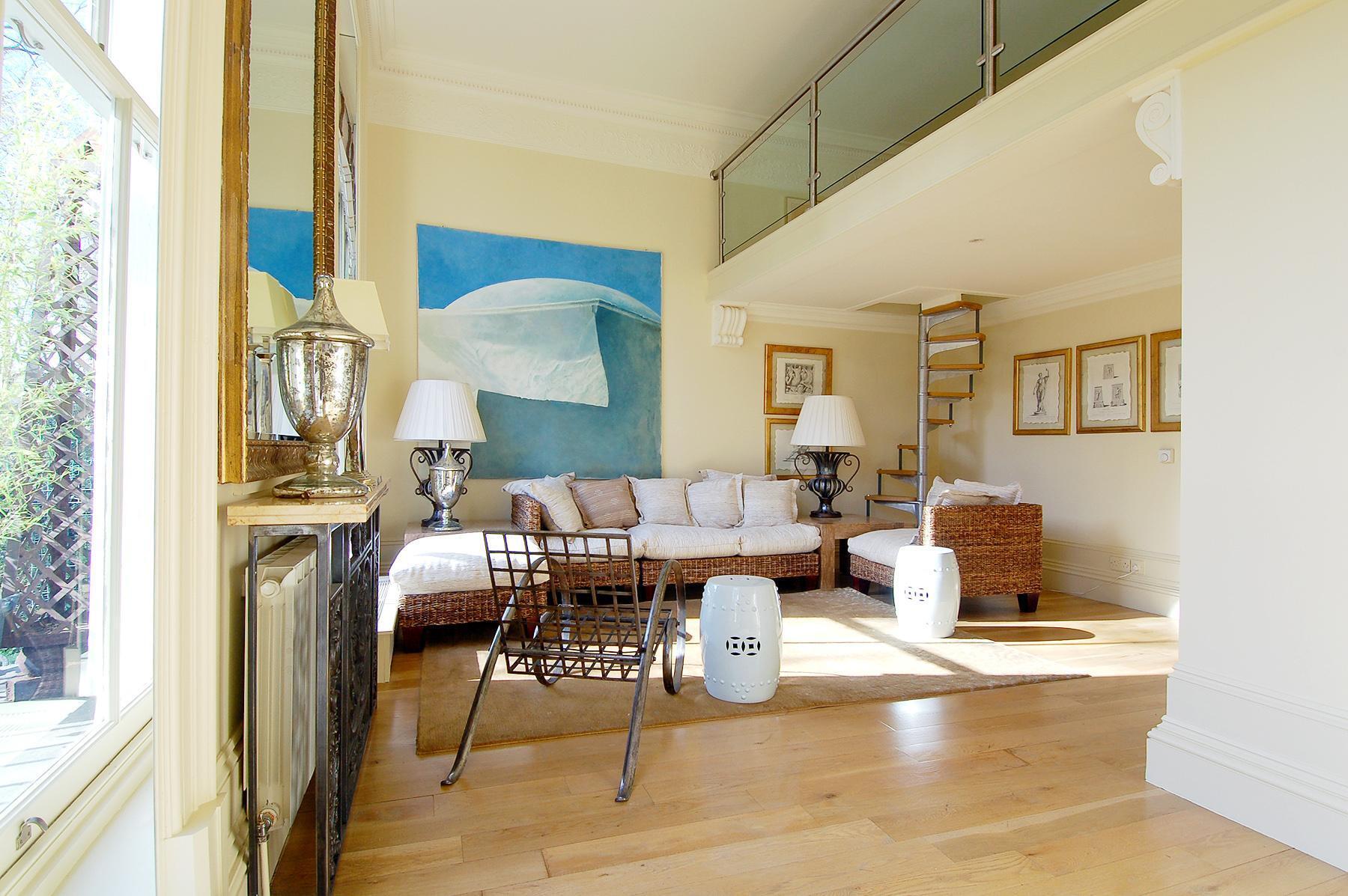 Flat Porchester Square in City of Westminster