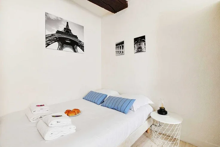Flat Rue de Bretagne in Paris
