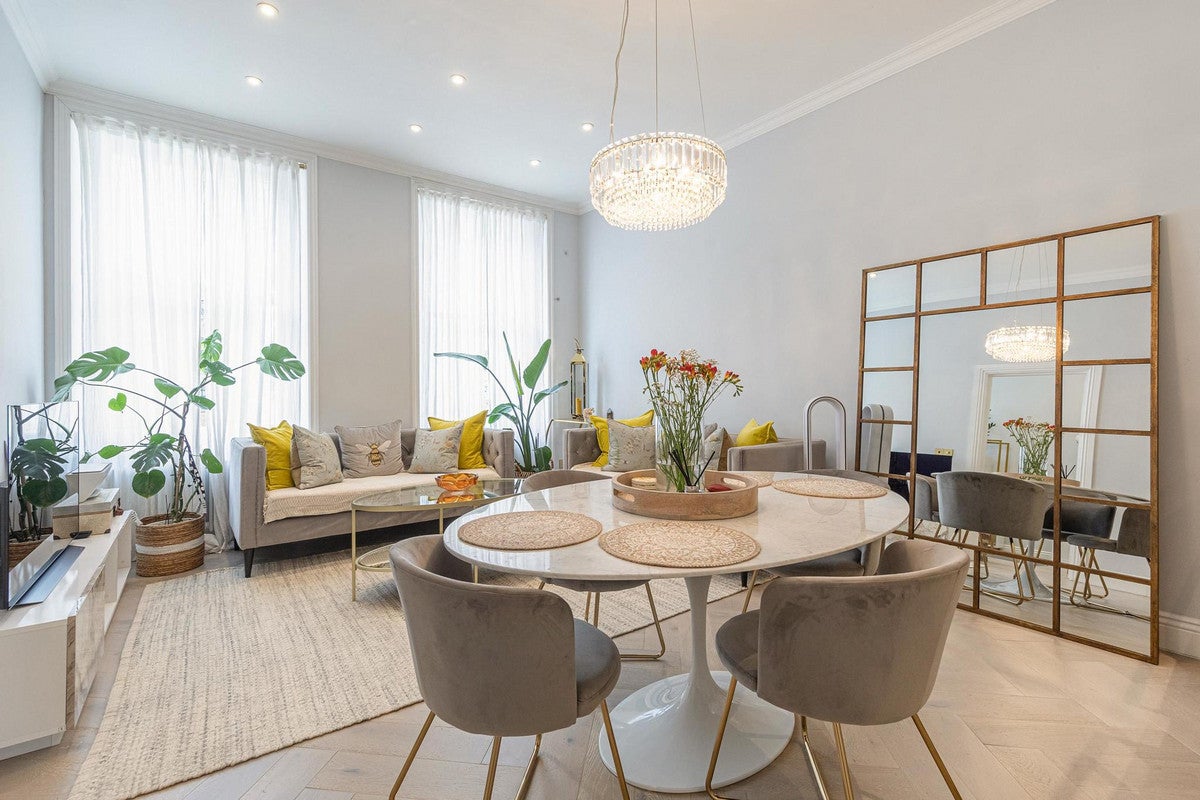 Flat Grenville Place in Greater London