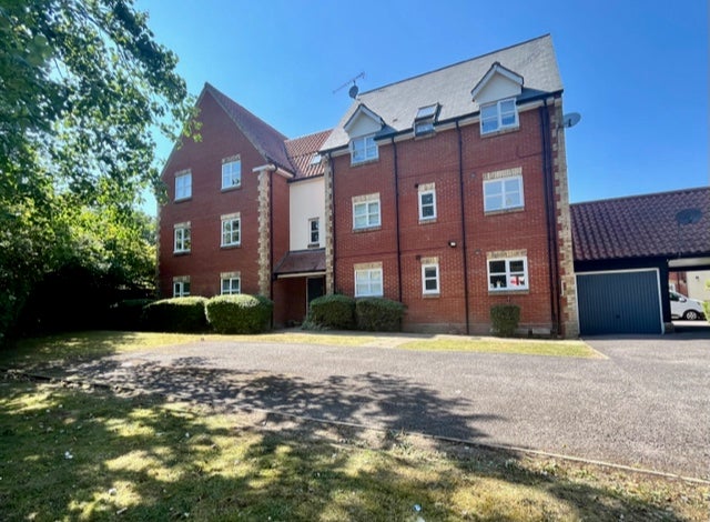 Flat Bramble Tye in Basildon