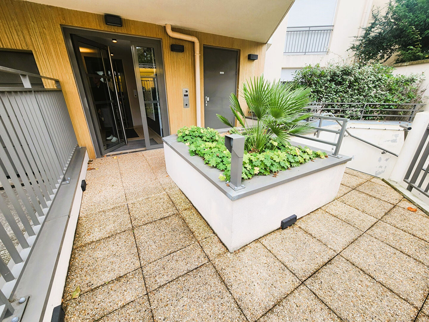 Flat Rue Maninville in Antony