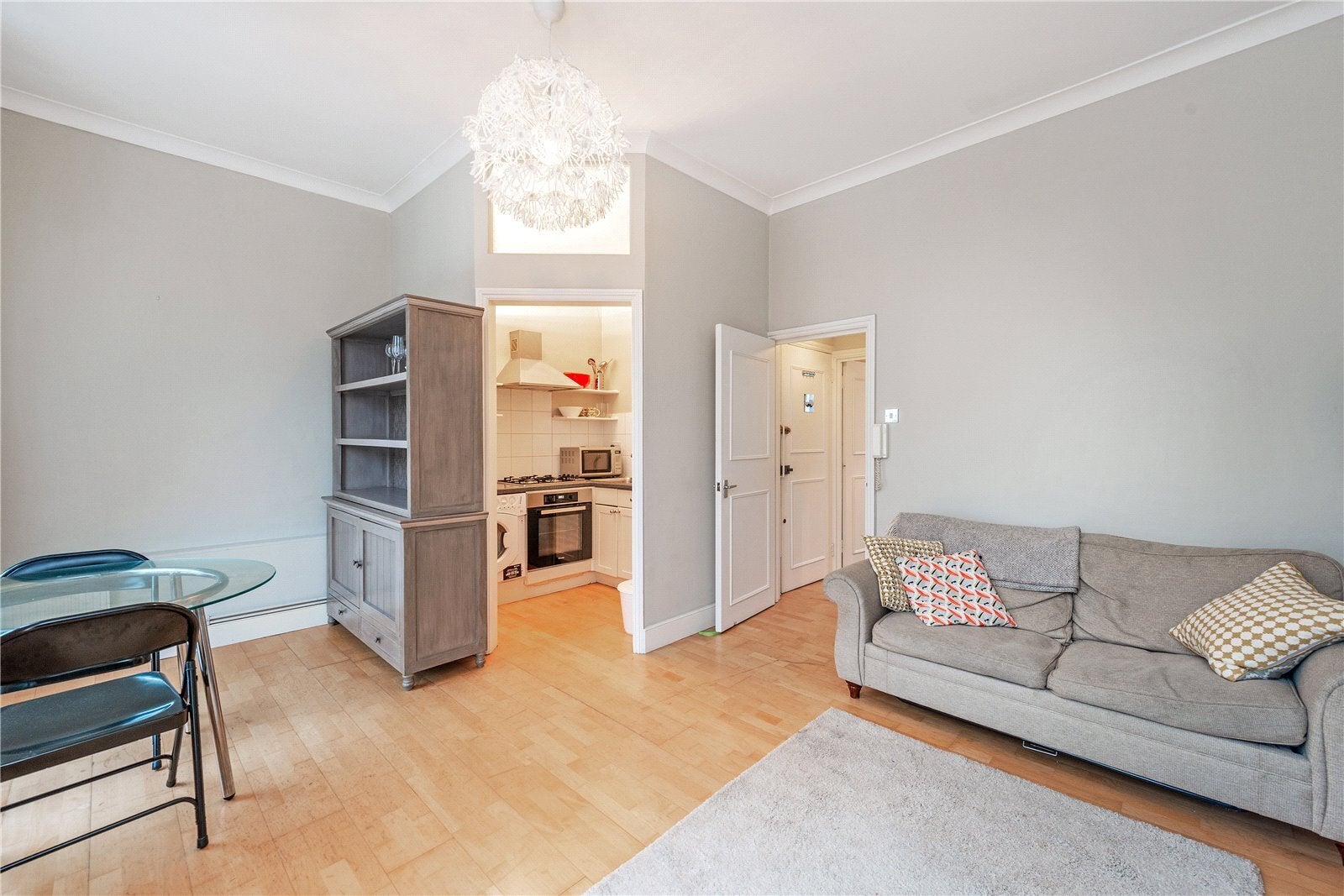 Flat Edbrooke Road in City of Westminster