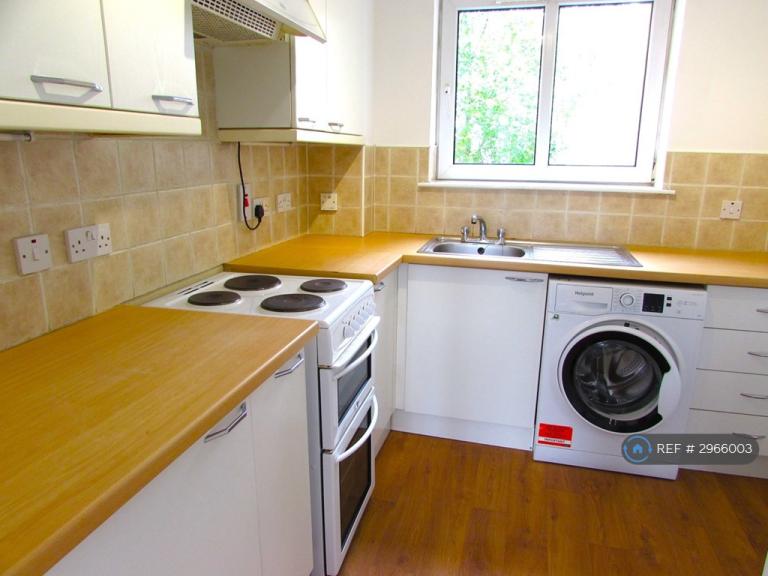 House McMahon Grove in Bellshill