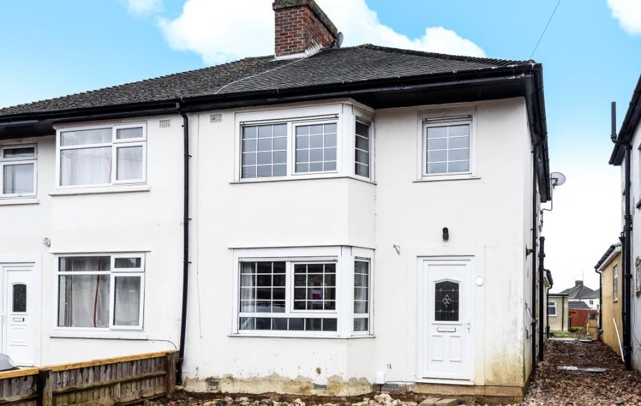 Flat Crowell Road in Oxford